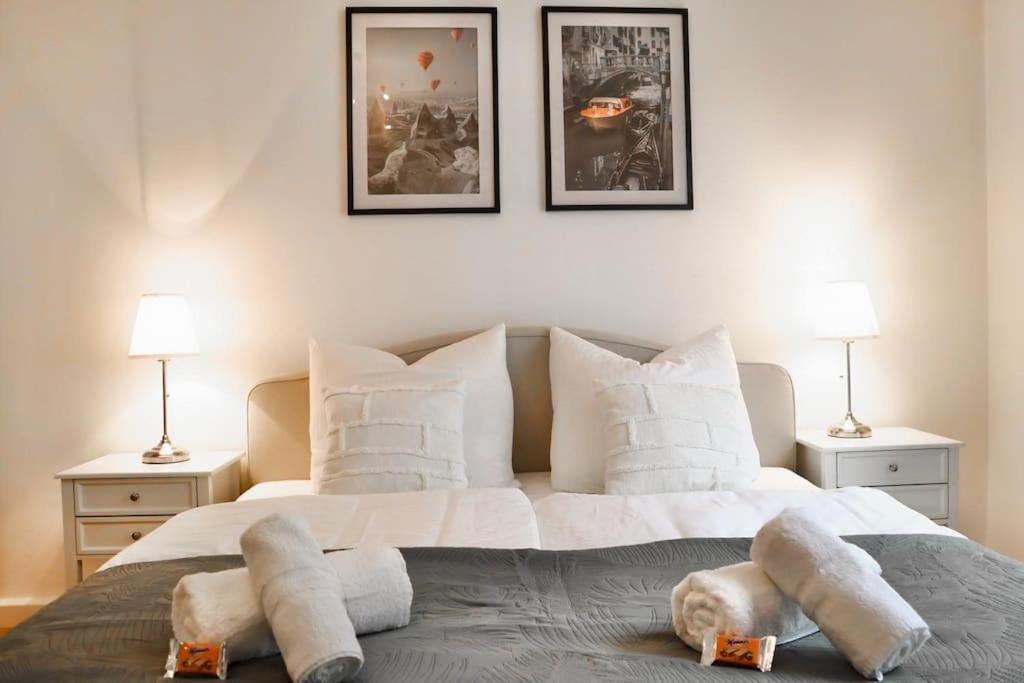 Charming, Modern & Spacious Apartment Wien Eksteriør billede